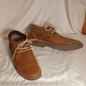 Kenneth Cole Reaction Dessert Wind  Chukka Boots